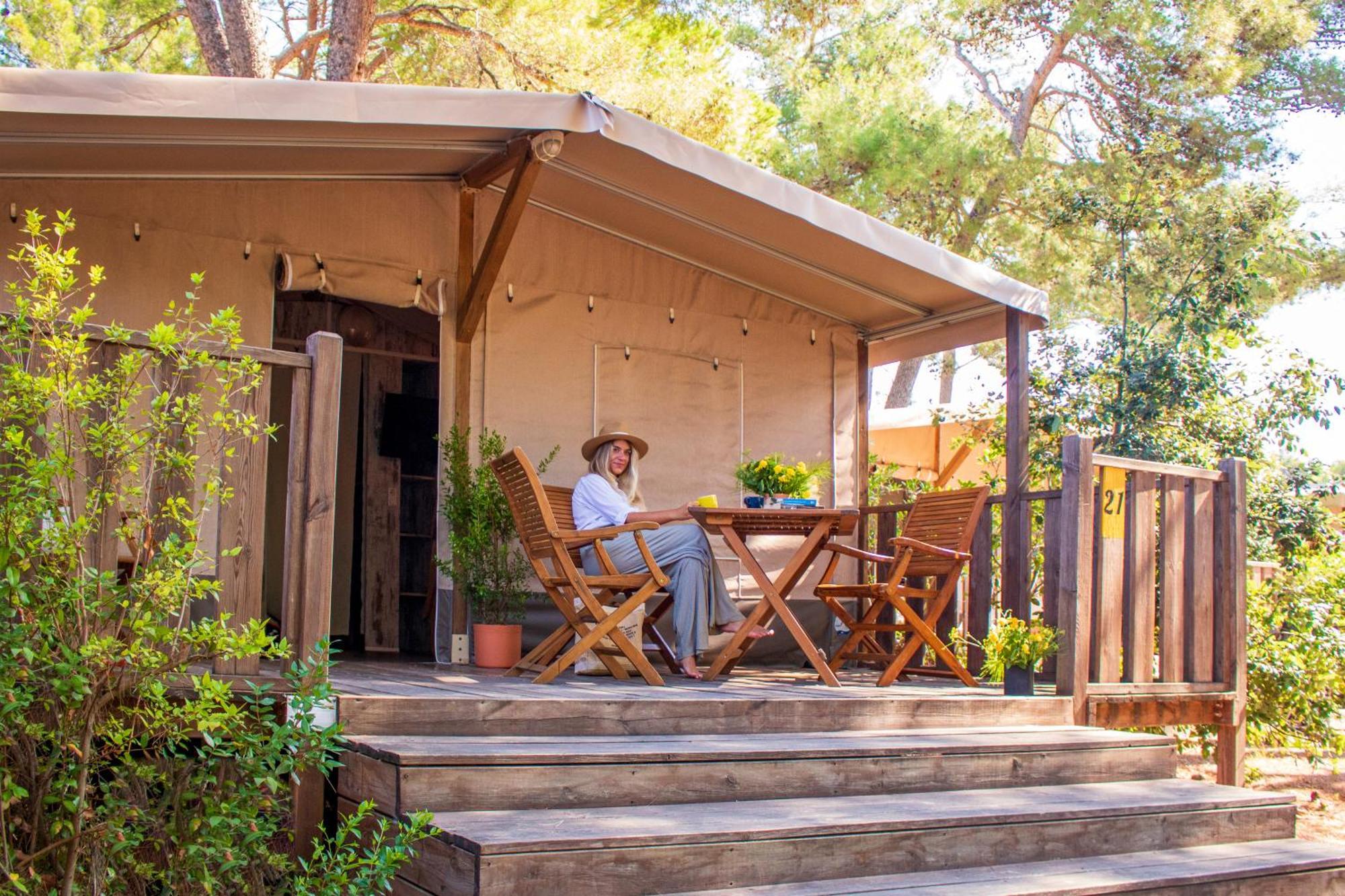 Zaton Holiday Resort Glamping Tents نين المظهر الخارجي الصورة